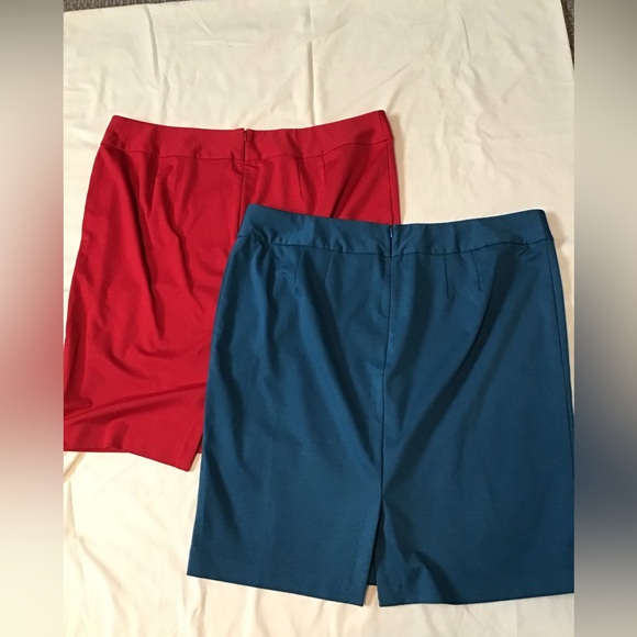 Plus Size Lane Bryant Skirts lot of 2 - Picture 2 of 3